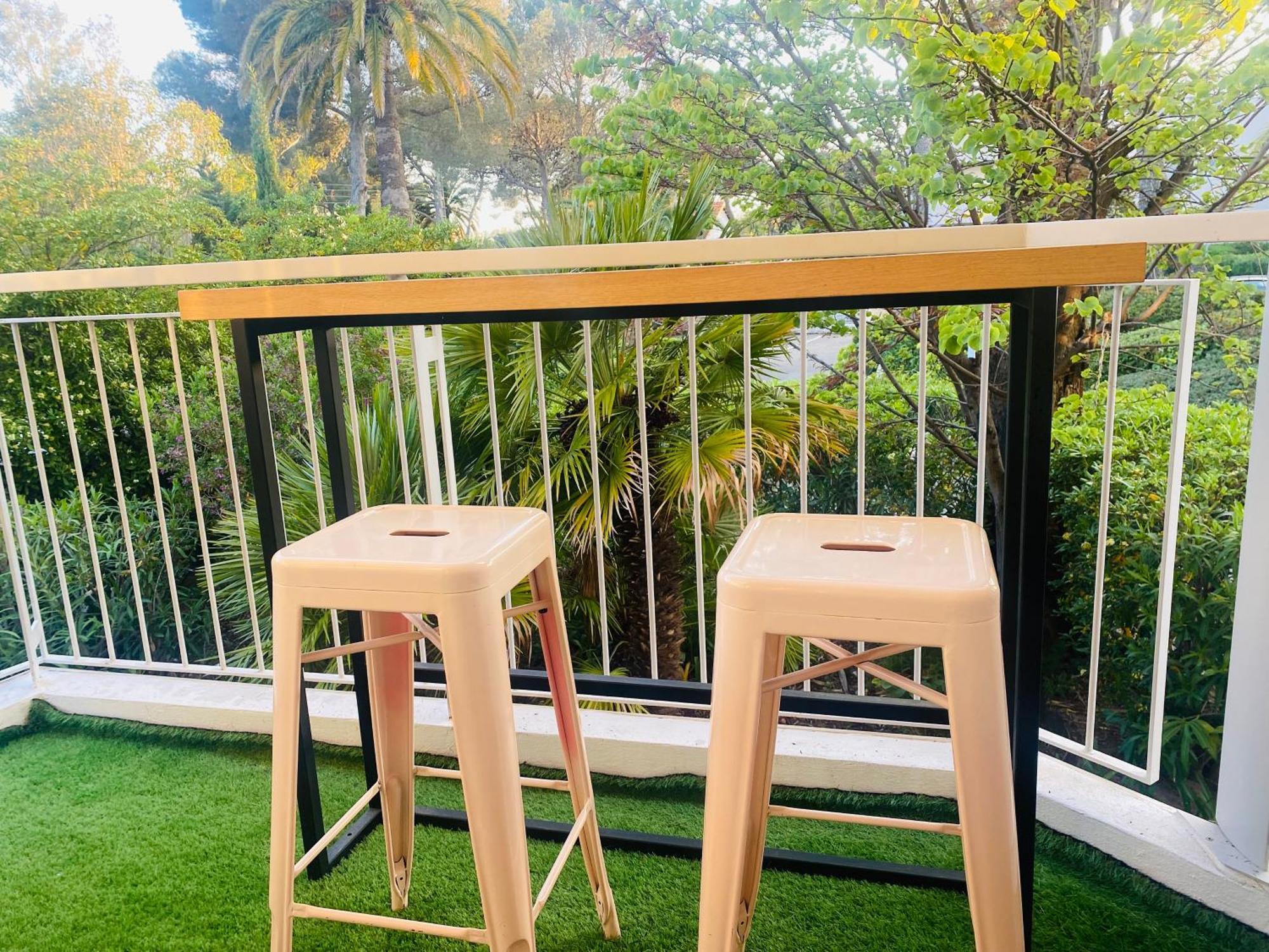 T2 A 50 Metres De La Mer, Belle Vue Sur Vegetation Saint-Raphael  Ngoại thất bức ảnh